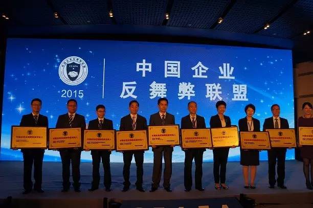 1216157645243816486.jpg 4.jpg